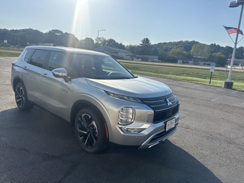 New 2025 Mitsubishi Outlander PHEV SE SUV