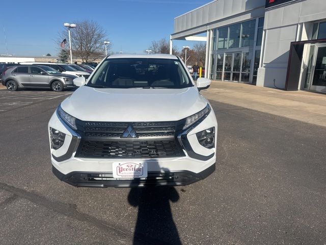 2026 Mitsubishi Eclipse Cross ES - Photo 8