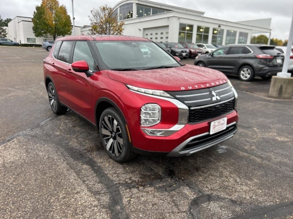 New 2025 Mitsubishi Outlander SE SUV