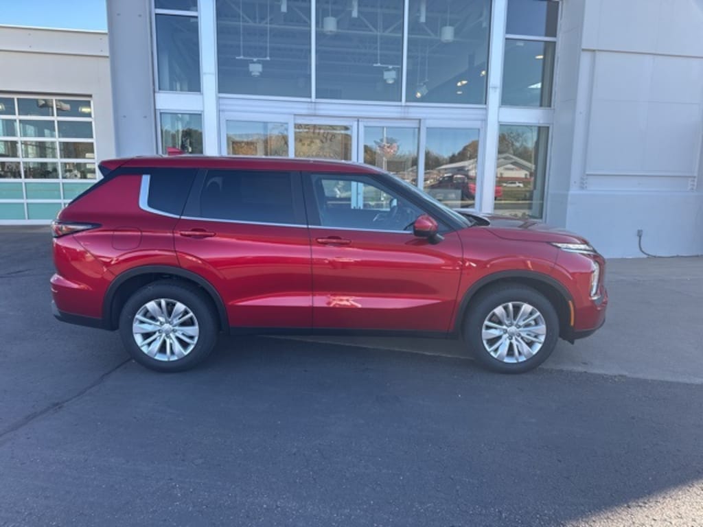 New 2025 Mitsubishi Outlander ES SUV