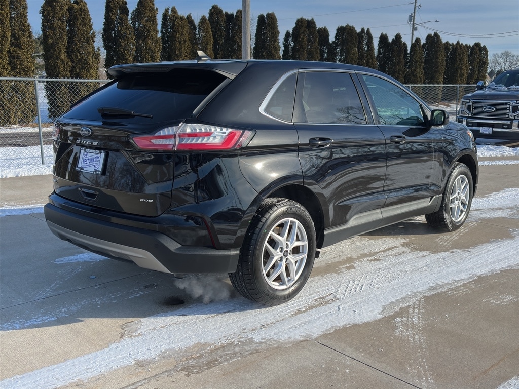 Used 2024 Ford Edge SEL SUV