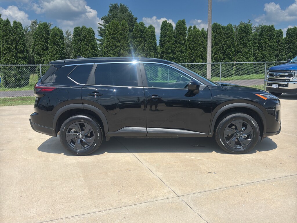 Used 2026 Nissan Rogue SV SUV
