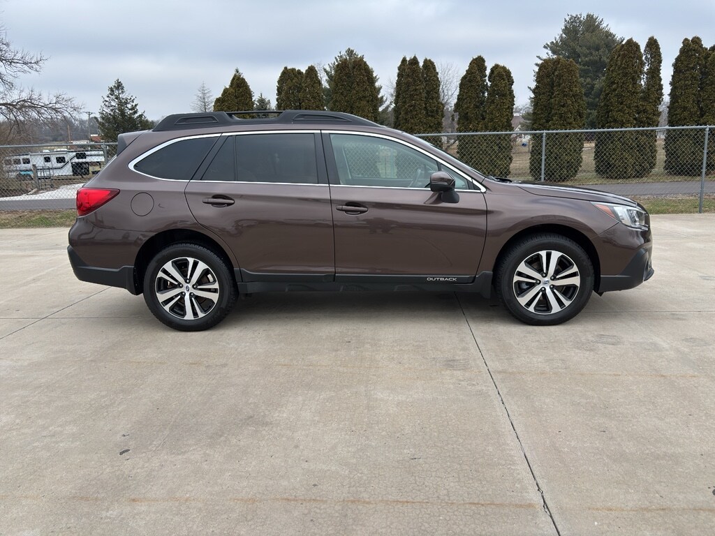 Used 2019 Subaru Outback Limited SUV