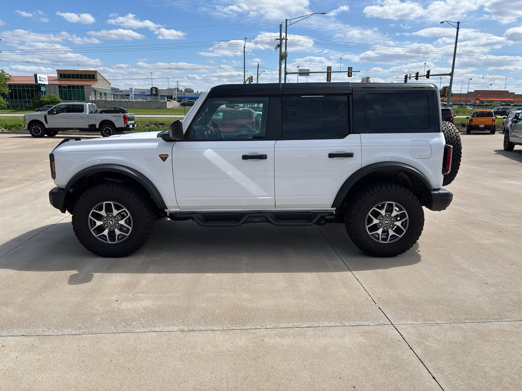 Used 2025 Ford Bronco Badlands SUV