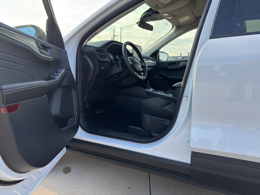 2026 Ford Escape Active photo 3