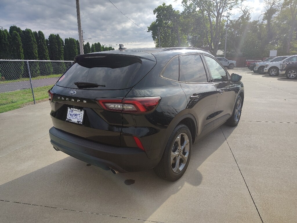 Used 2025 Ford Escape ST-Line SUV