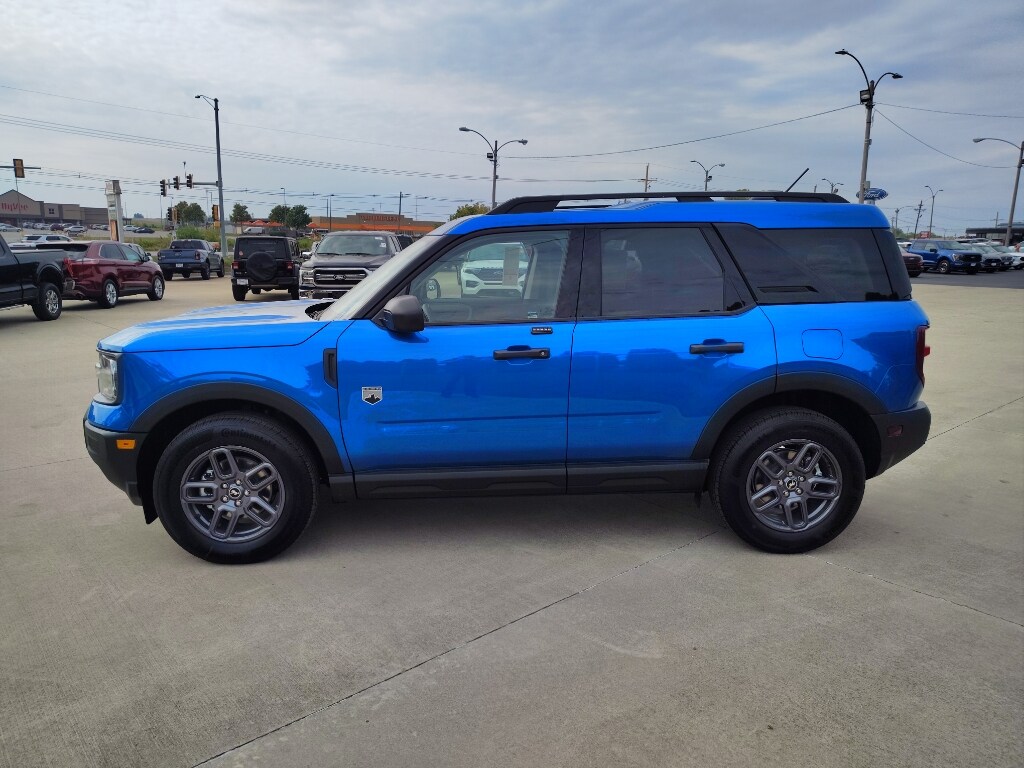 2025 Ford Bronco Sport Big Bend photo 2