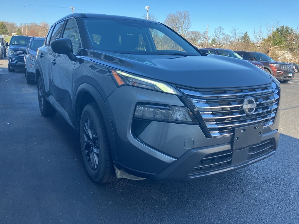 Used 2025 Nissan Rogue S SUV