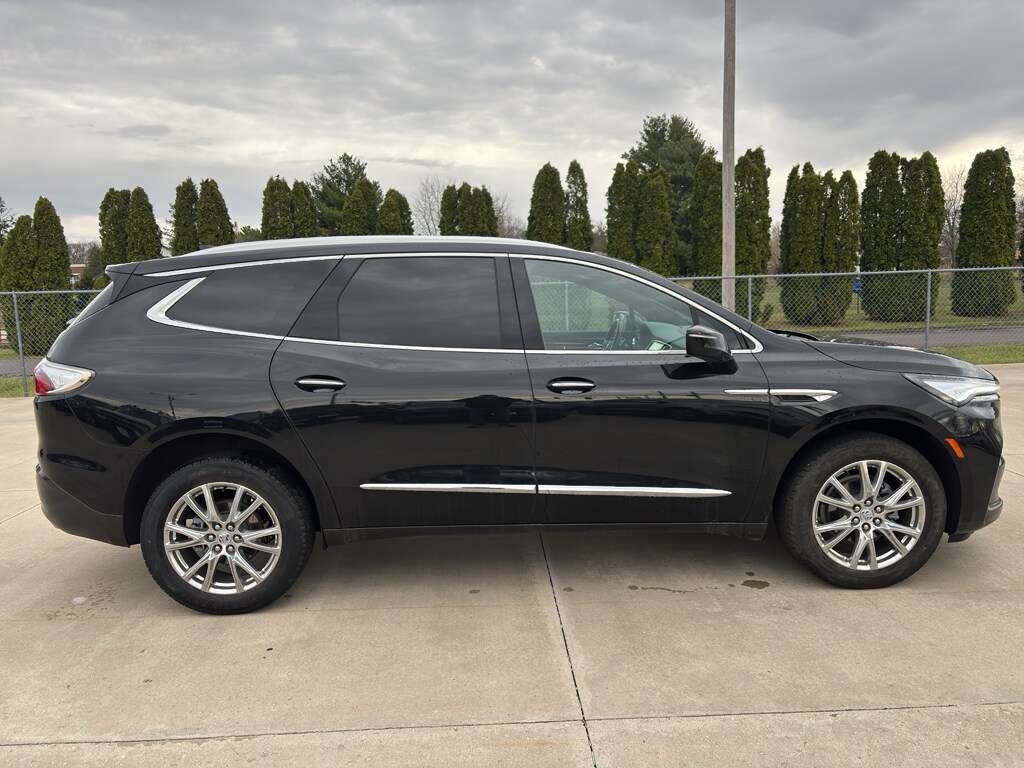 Used 2023 Buick Enclave Essence SUV
