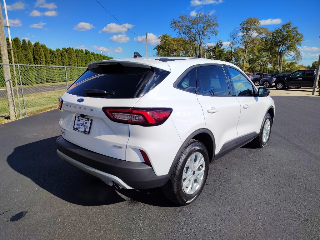 2025 Ford Escape Active photo 3
