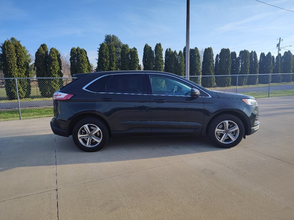 Used 2024 Ford Edge SEL SUV