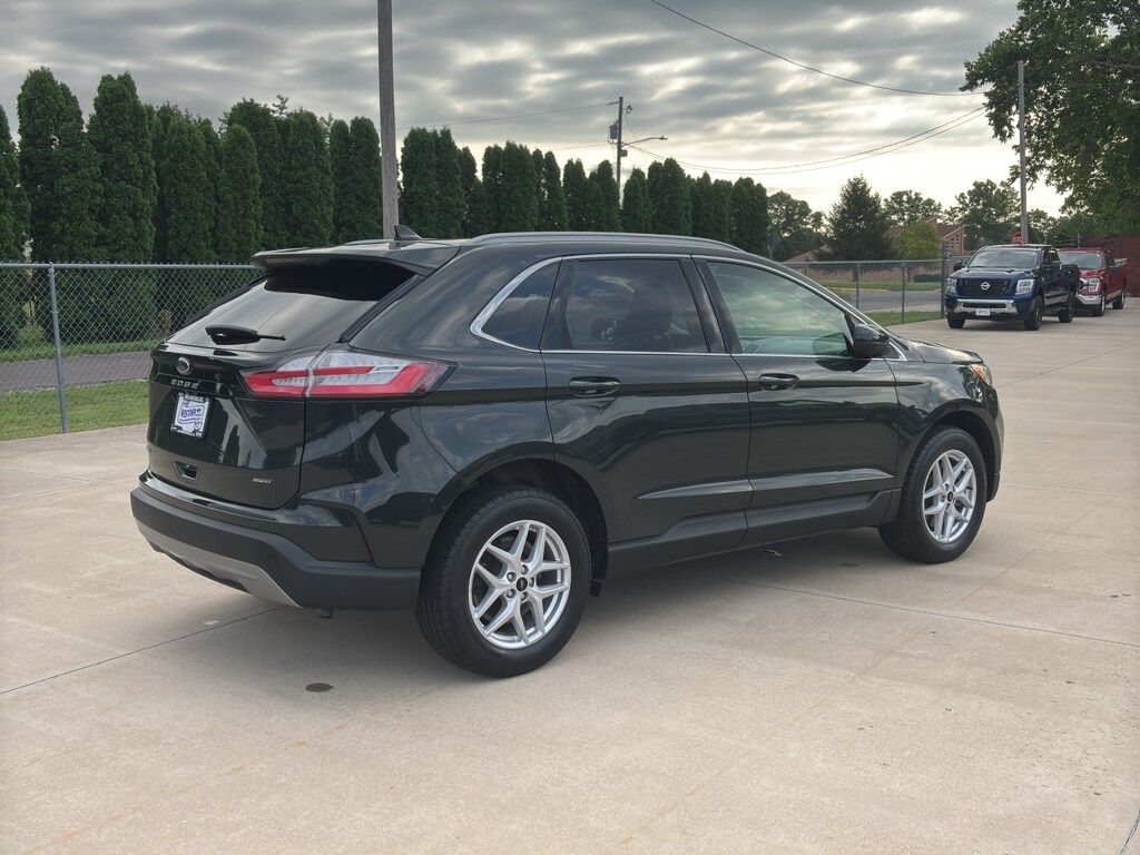 Used 2024 Ford Edge SEL SUV