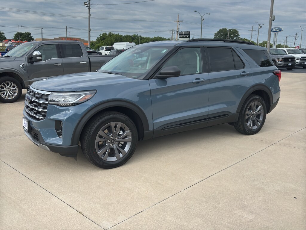 New 2026 Ford Explorer Active SUV