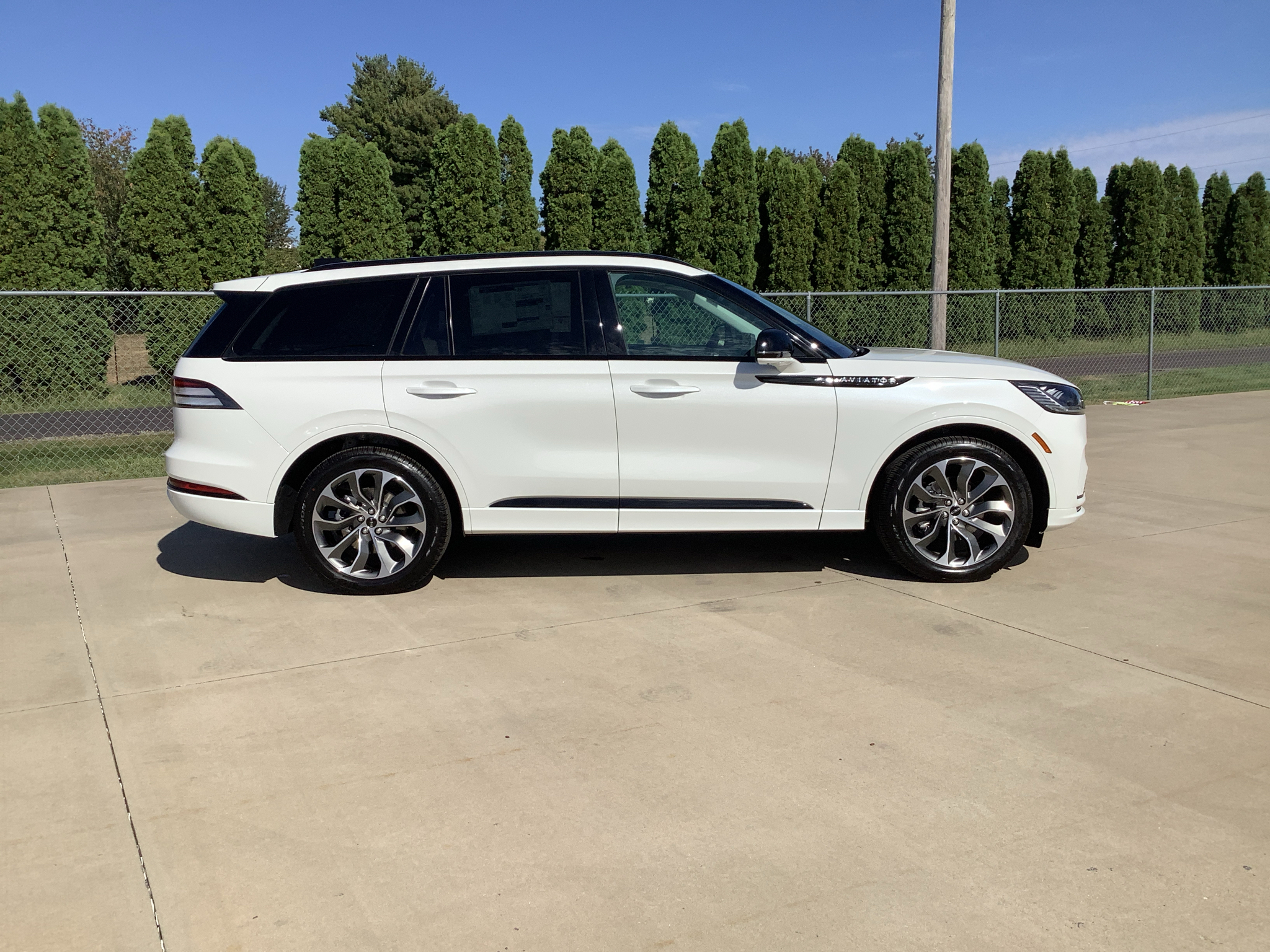 New 2027 Lincoln Aviator Premiere SUV