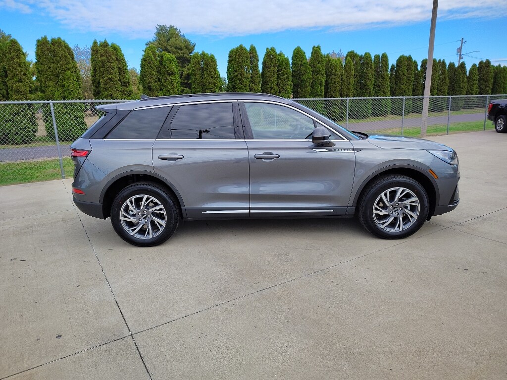 New 2026 Lincoln Corsair Premiere SUV
