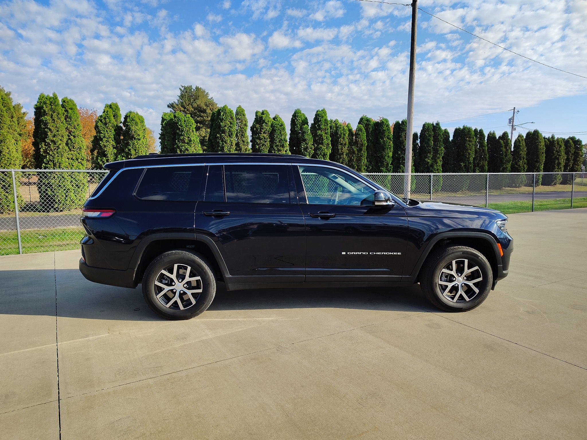 Used 2024 Jeep Grand Cherokee L Limited SUV