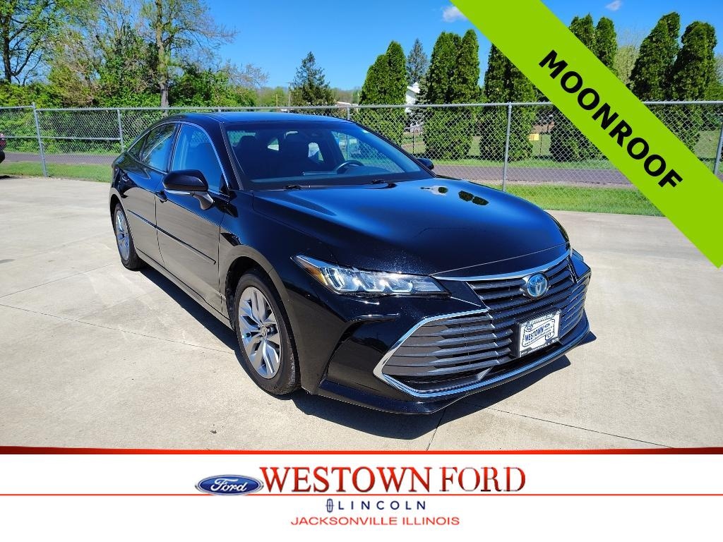 Used 2022 Toyota Avalon Hybrid XLE Sedan