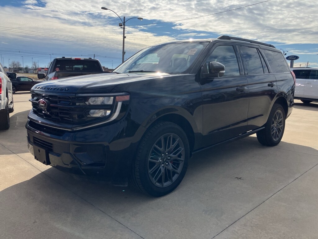 Used 2025 Ford Expedition Platinum SUV