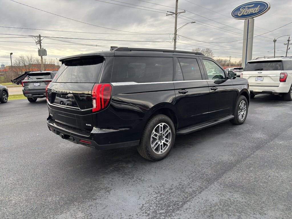 Used 2025 Ford Expedition MAX Active SUV