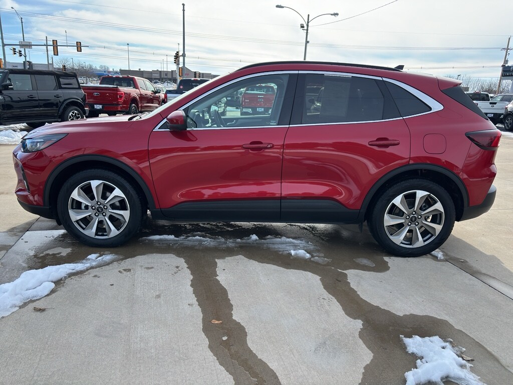 Used 2023 Ford Escape Platinum SUV