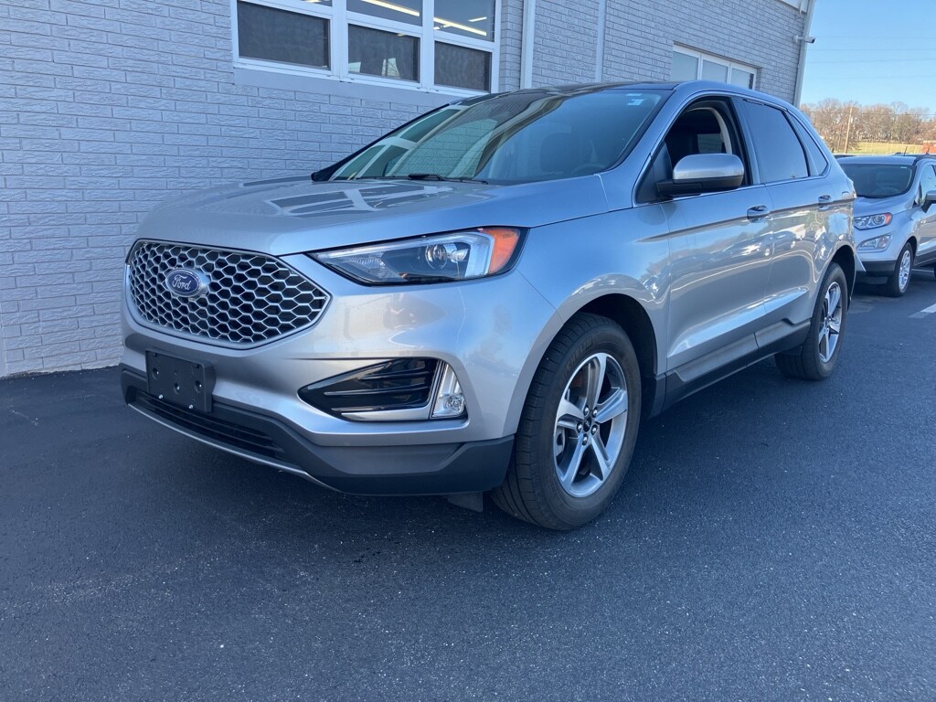 Used 2024 Ford Edge SEL SUV