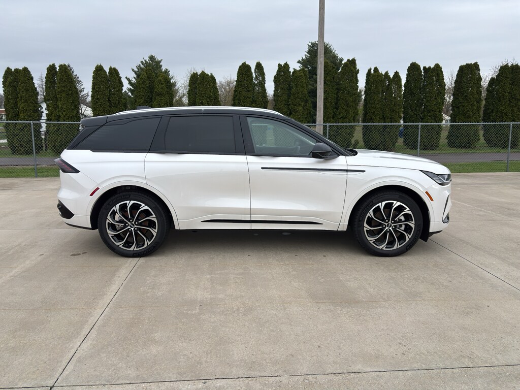 New 2026 Lincoln Nautilus Reserve SUV