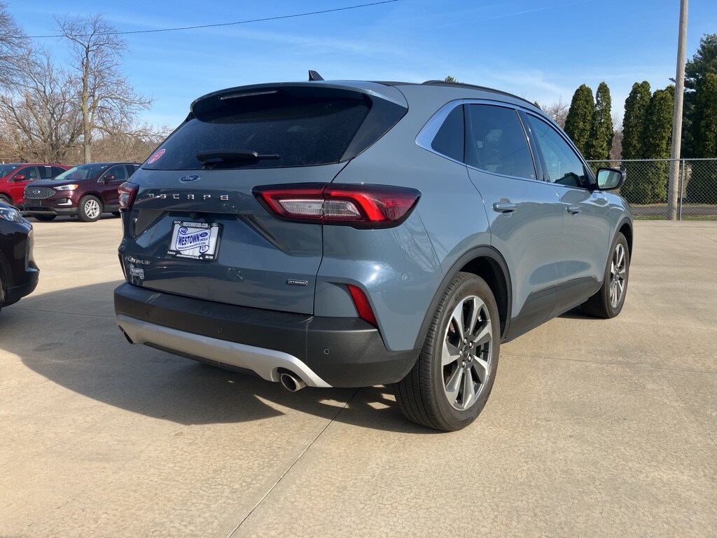 Used 2025 Ford Escape Platinum SUV
