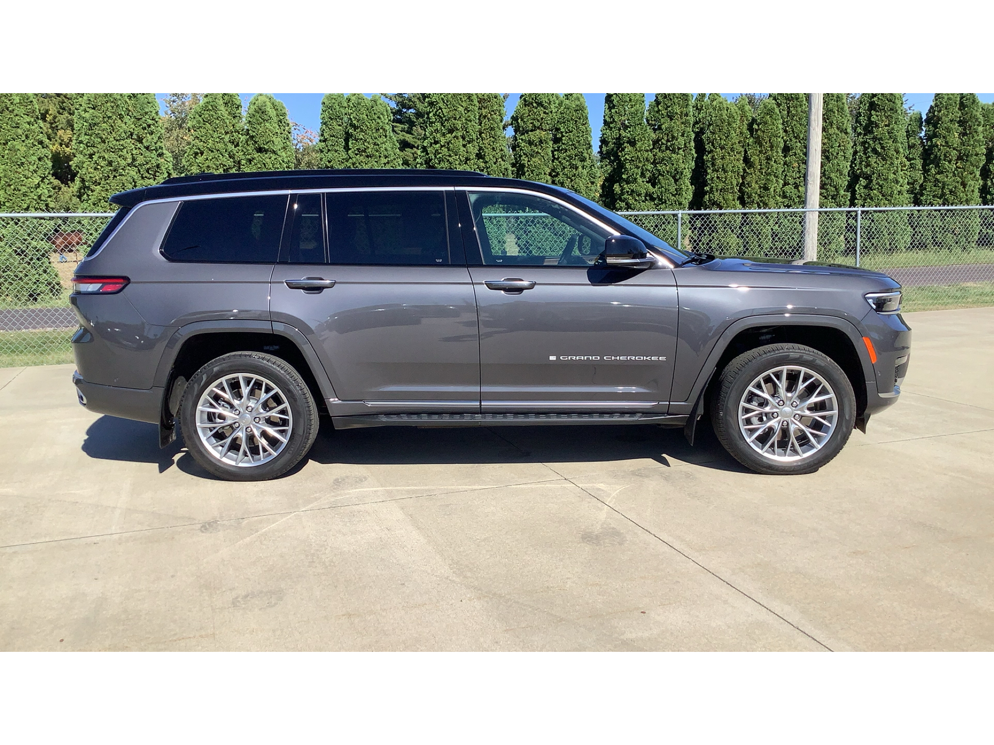 Used 2025 Jeep Grand Cherokee L Summit SUV