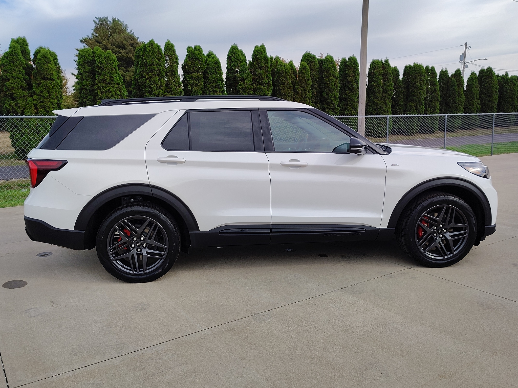 New 2027 Ford Explorer ST-Line SUV