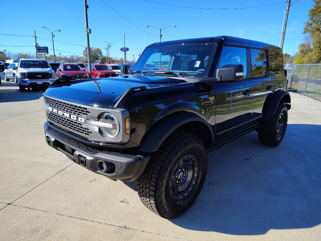 New 2025 Ford Bronco Badlands SUV