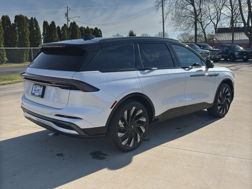Used 2025 Lincoln Nautilus Reserve SUV
