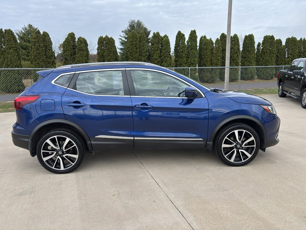 Used 2018 Nissan Rogue Sport SL SUV