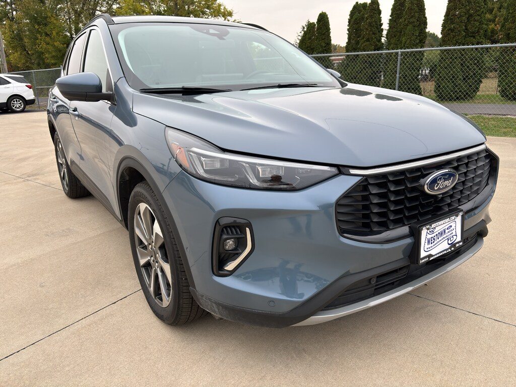 Used 2023 Ford Escape Platinum SUV