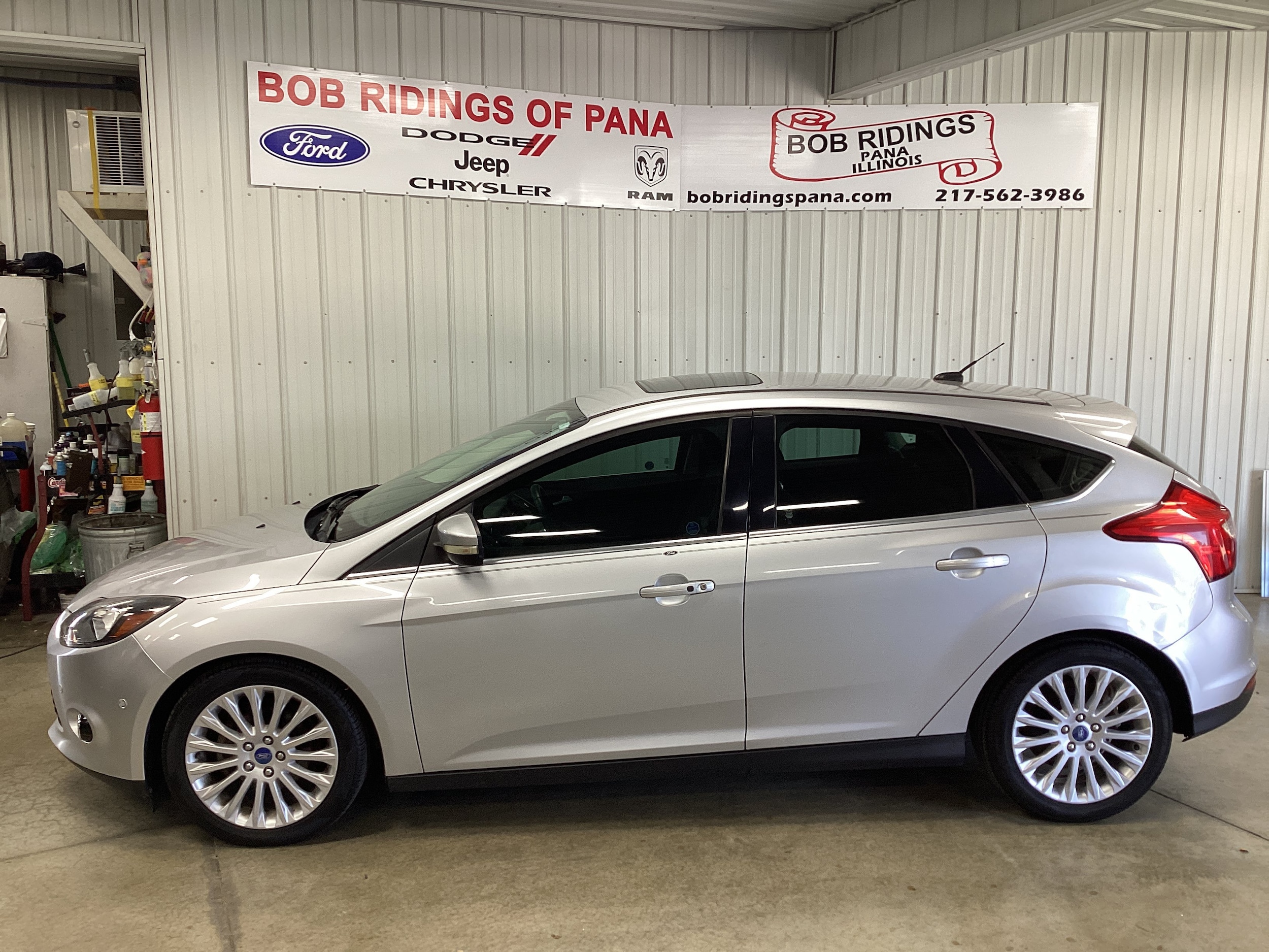 Used 2012 Ford Focus Titanium with VIN 1FAHP3N23CL273324 for sale in Pana, IL