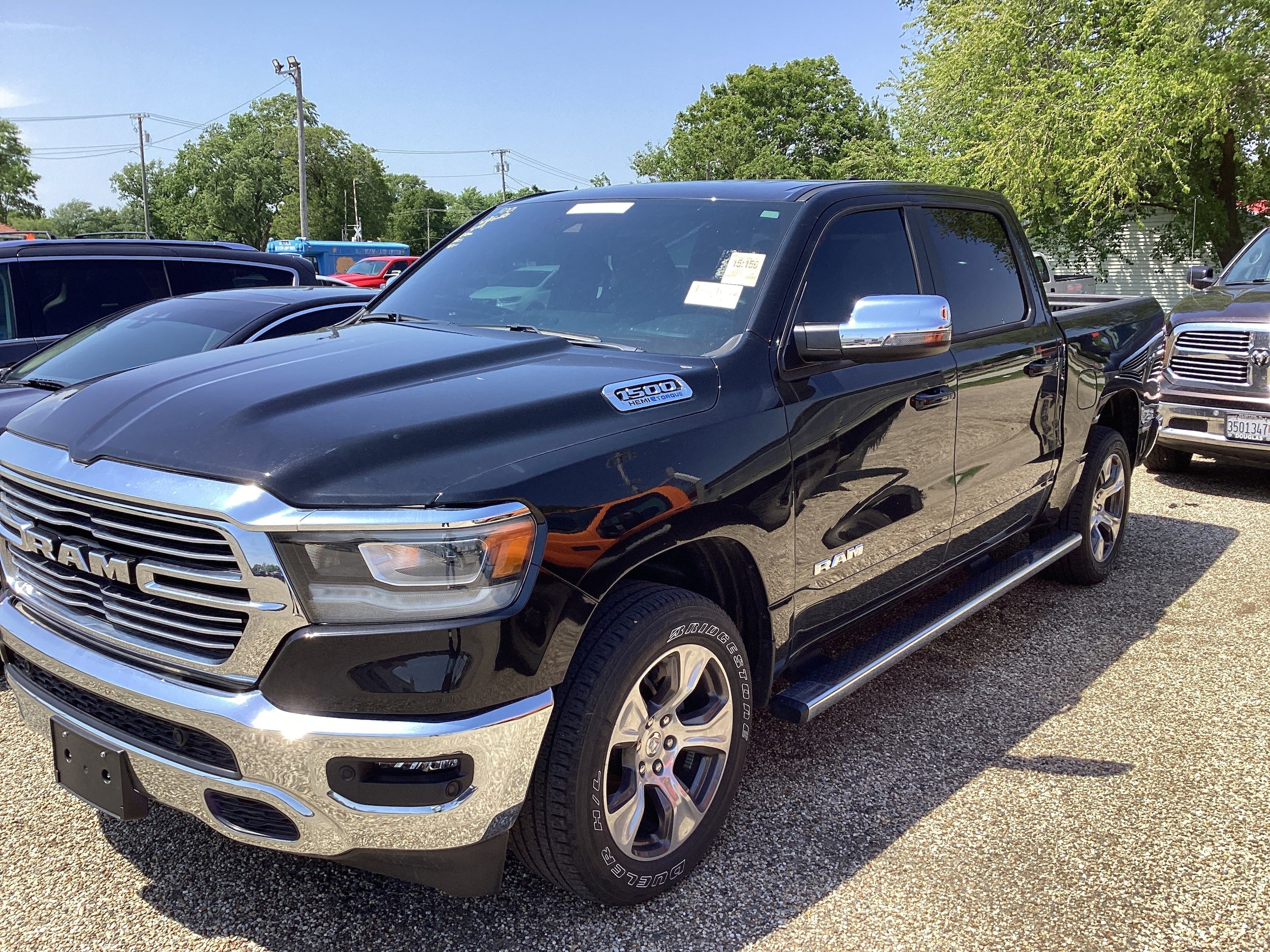 2024 RAM 1500 Laramie 4x4 Crew Cab 5'7's photo