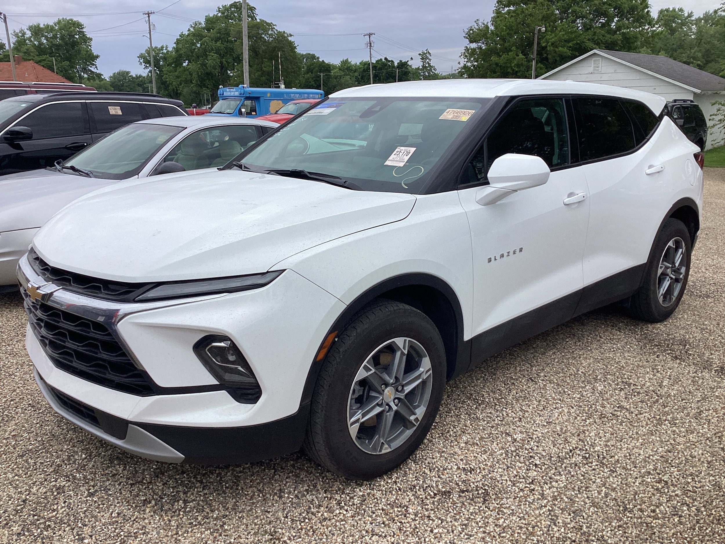 2023 Chevrolet Blazer 2.0T 2LT FWD's photo