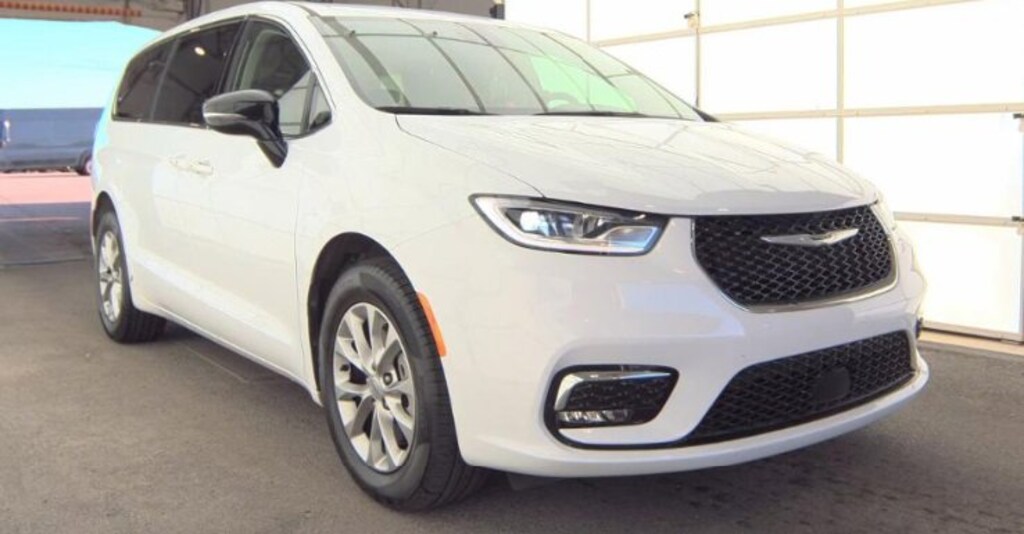 Used 2024 Chrysler Pacifica Touring L Van Passenger Van