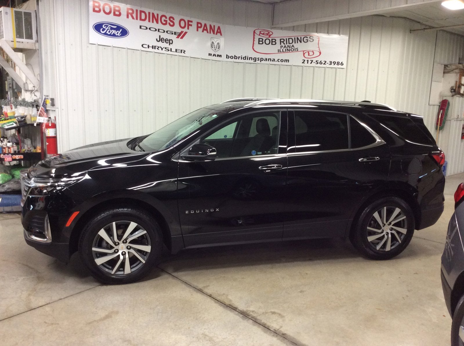 Used 2024 Chevrolet Equinox Premier with VIN 3GNAXXEG0RL169344 for sale in Pana, IL