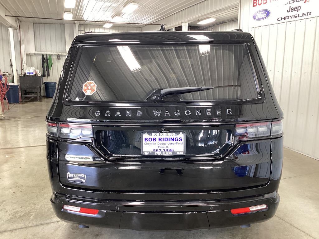 Used 2023 Jeep Grand Wagoneer Series II Obsidian SUV