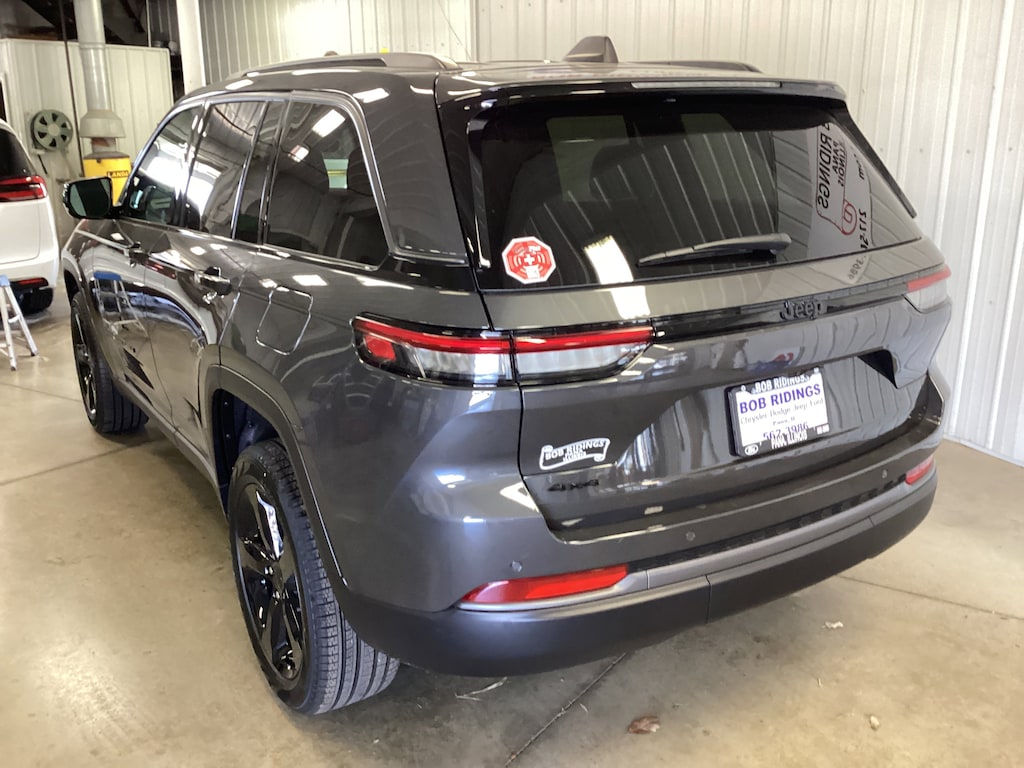 New 2026 Jeep Grand Cherokee Limited SUV