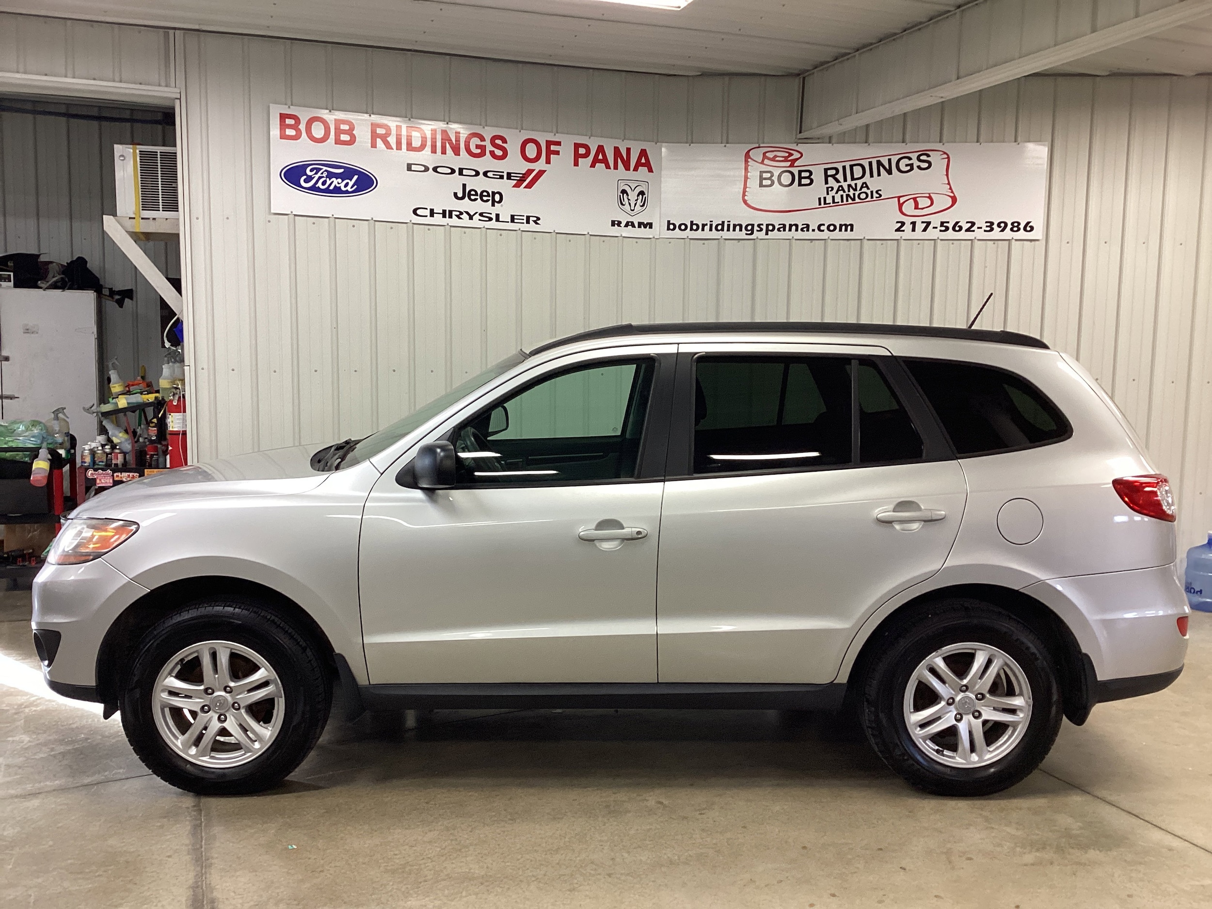 Used 2011 Hyundai Santa Fe GLS with VIN 5XYZG3AB9BG007854 for sale in Pana, IL