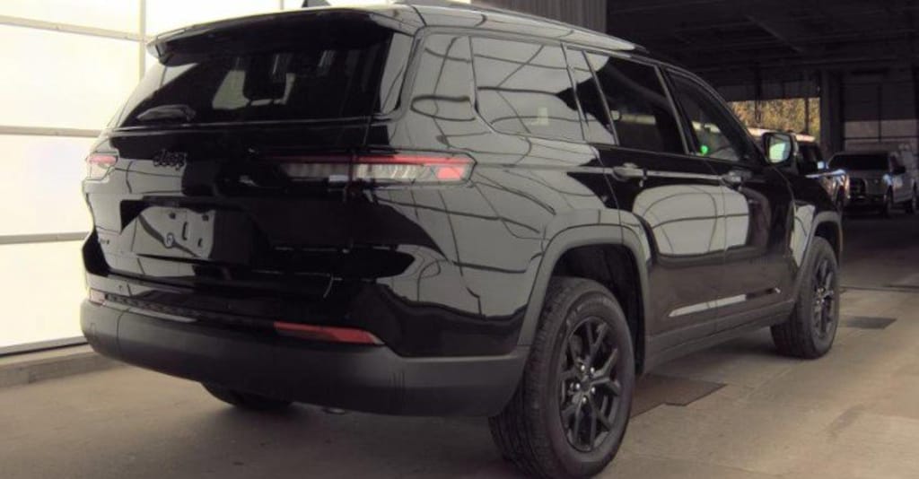 Used 2024 Jeep Grand Cherokee L Altitude X SUV