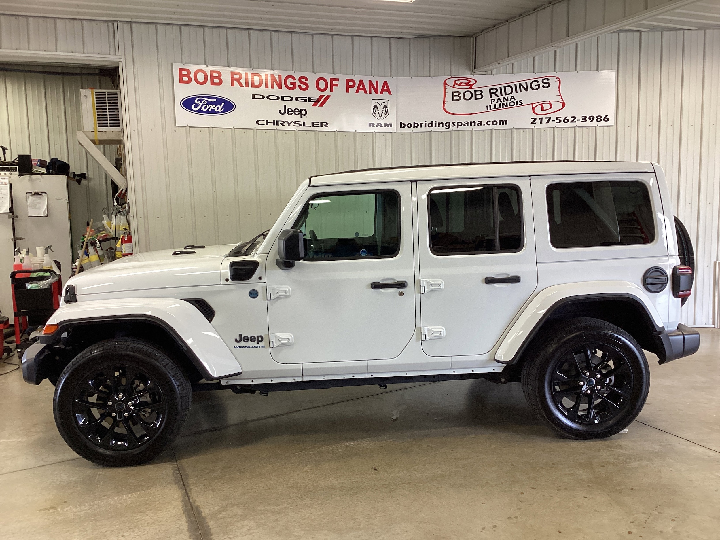 Used 2025 Jeep Wrangler 4xe Sahara 4XE with VIN 1C4RJXP61SW600193 for sale in Pana, IL