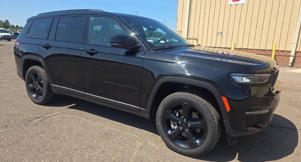Used 2025 Jeep Grand Cherokee L Limited SUV