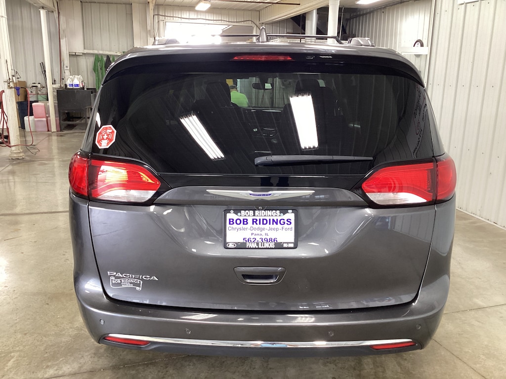 Used 2019 Chrysler Pacifica Touring L Plus Van Passenger Van