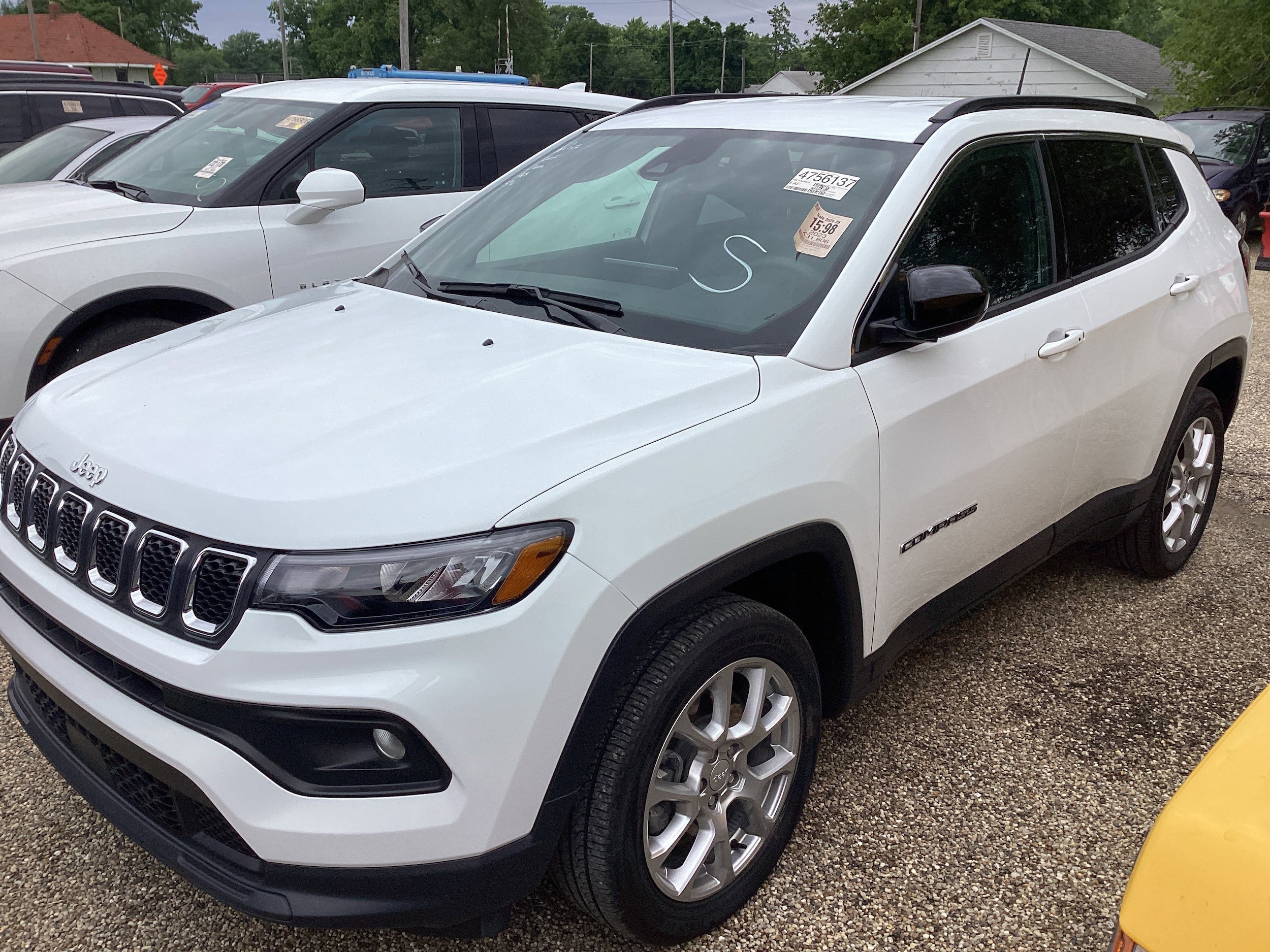 2023 Jeep Compass Latitude Lux 4X4's photo