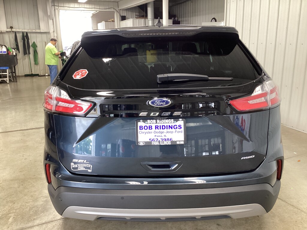 Used 2024 Ford Edge SEL SUV