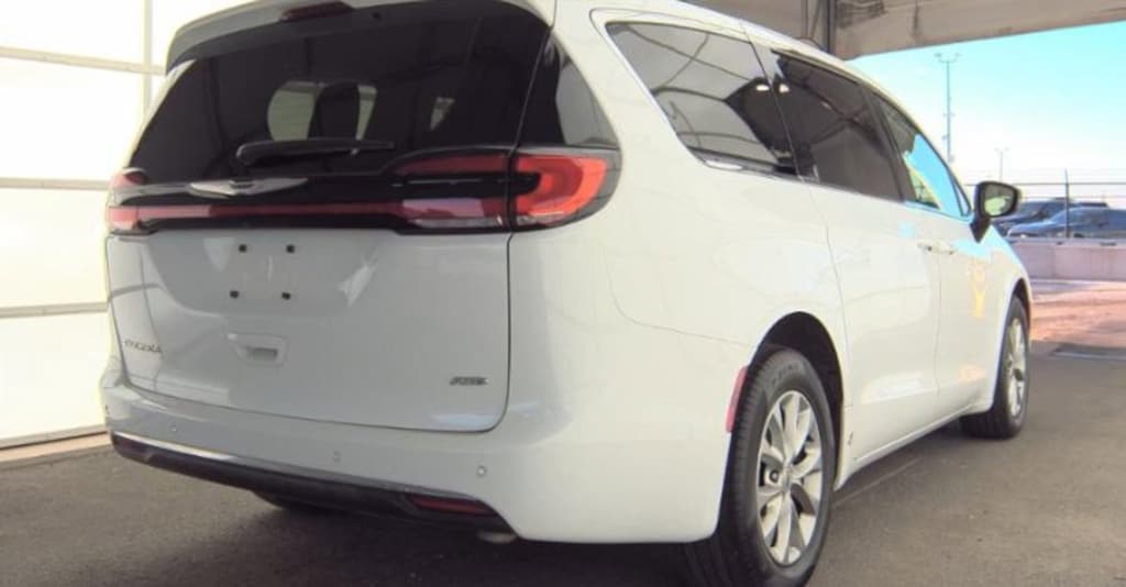 Used 2024 Chrysler Pacifica Touring L Van Passenger Van