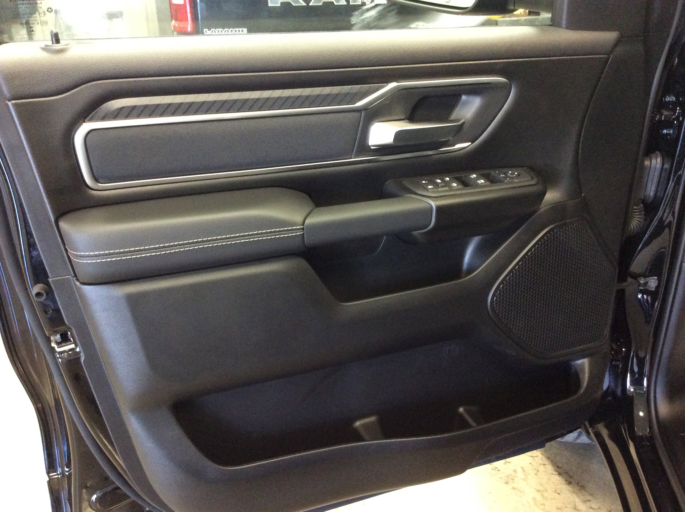 2025 RAM 1500 Big Horn/Lone Star - Photo 11