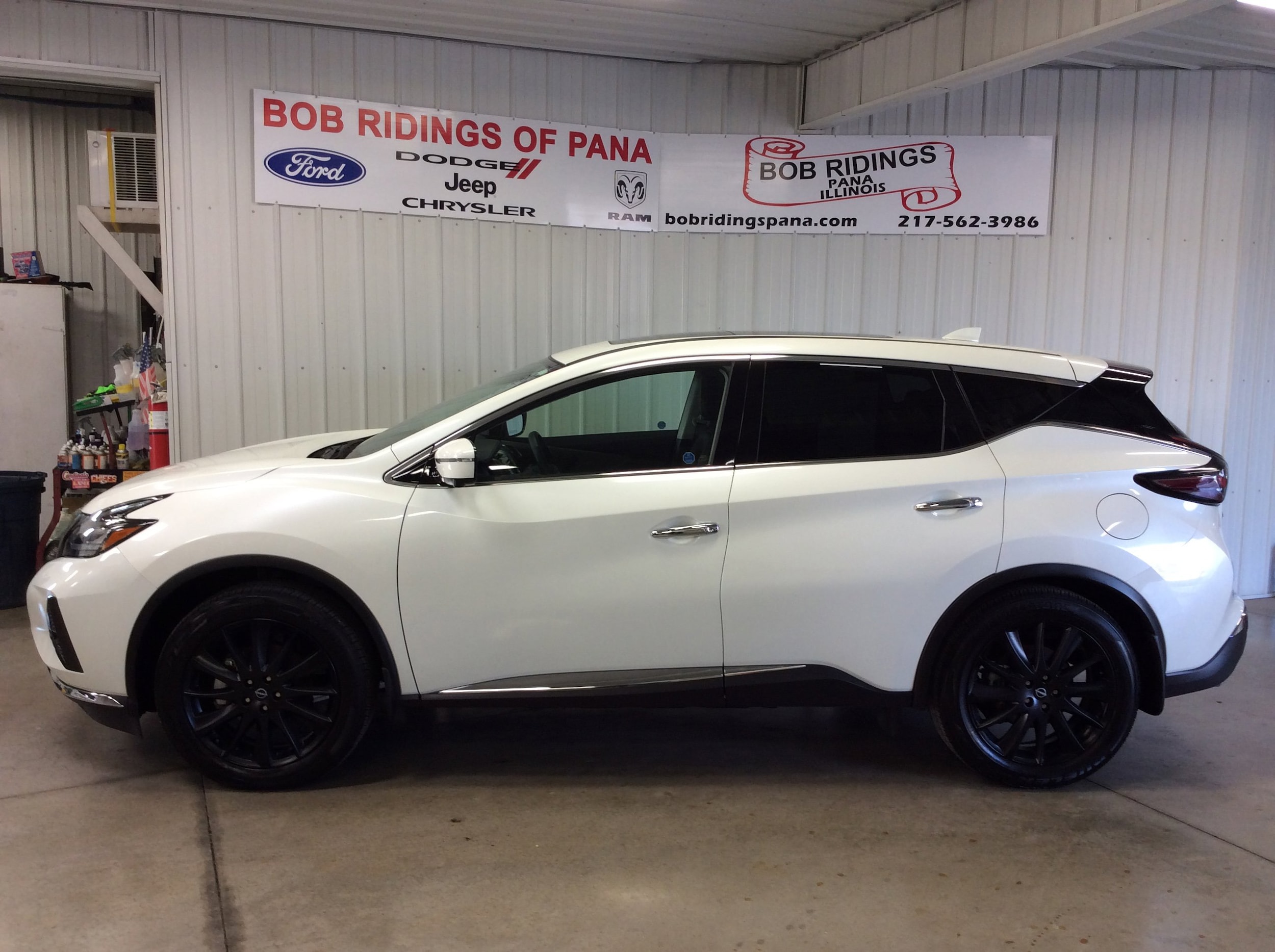 Used 2024 Nissan Murano SL with VIN 5N1AZ2CS1RC111019 for sale in Pana, IL